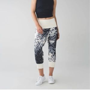 Lululemon Dance to Yoga Pants